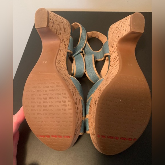 EUC Miz Mooz Platform Sandals - Picture 3 of 7